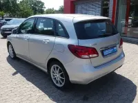 Gebraucht Mercedes B200 156 PS (114 kW) 2017 Silber Kleinwagen
