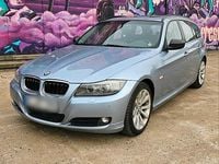 Gebraucht BMW 325 204 PS (150 kW) 2010 Blau Kombi