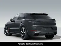 Neu Porsche Cayenne GTS 500 PS (367 kW) 2026 Chromitschwarz SUV