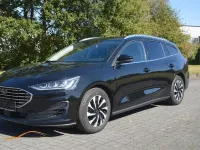 Gebraucht Ford Focus Titanium 125 PS (91 kW) 2023 Schwarz Limousine
