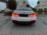 Gebraucht BMW 530 M Sport 252 PS (185 kW) 2018 Weiß Limousine