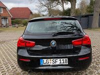Gebraucht BMW 118 Advantage 136 PS (100 kW) 2018 Schwarz Kleinwagen