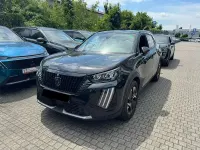 Gebraucht Peugeot 2008 Allure 131 PS (96 kW) 2025 Lackierung schwarz perla nera/ SUV