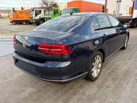 Gebraucht VW Passat Highline 190 PS (139 kW) 2015 Blau Limousine