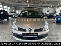 Gebraucht Renault Clio II 65 PS (47 kW) 2006 Gold Limousine