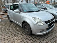 Gebraucht Suzuki Swift 92 PS (67 kW) 2005 Silber Kleinwagen