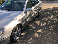 Gebraucht Mercedes E200 Avantgarde 184 PS (135 kW) 2008 Silber Limousine