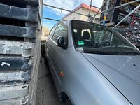 Second-hand Honda Logo 66 CP (48 kW) 2000 Argintiu Hatchback