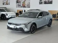 Neu Kia K4 Spirit 150 PS (110 kW) 2026 Morgenbrise grau Limousine