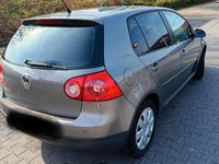 Gebraucht VW Golf V 75 PS (55 kW) 2006 Grau Kleinwagen