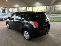 Gebraucht Toyota Verso Touch 147 PS (108 kW) 2011 Schwarz Van / Kleinbus