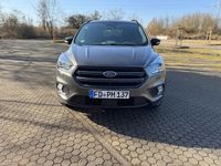 Gebraucht Ford Kuga ST-Line 182 PS (133 kW) 2018 Grau SUV