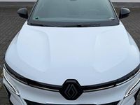Gebraucht Renault Megane E-Tech Komfort 160 kW (218 PS) 2022 Weiß Limousine
