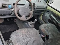 Gebraucht Renault Twingo 58 PS (42 kW) 2006 Grün Kleinwagen