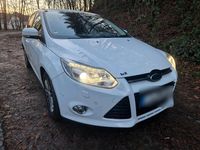 Gebraucht Ford Focus 163 PS (119 kW) 2013 Weiß Kombi