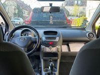 Gebraucht Toyota Aygo 68 PS (50 kW) 2006 Grau Kleinwagen