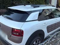 Gebraucht Citroën C4 Cactus 99 PS (72 kW) 2015 Weiß Kleinwagen