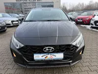 Gebraucht Hyundai i20 GO! 101 PS (74 kW) 2021 Schwarz Kleinwagen