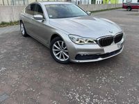 Gebraucht BMW 730 265 PS (194 kW) 2016 Grau Limousine