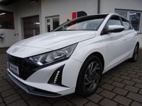 Neu Hyundai i20 101 PS (74 kW) 2025 Weiß Limousine