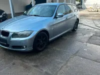 Gebraucht BMW 320 184 PS (135 kW) 2011 Blau Kombi