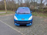 gebraucht Peugeot 1007 1.4 Klima