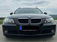 Gebraucht BMW 320 163 PS (119 kW) 2007 Schwarz Kombi