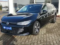 Gebraucht VW Passat Elegance 150 PS (110 kW) 2025 Grenadillschwarzmetallic Kombi
