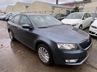 Gebraucht Skoda Octavia Ambition 105 PS (77 kW) 2015 Grau Limousine