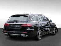 Gebraucht Mercedes E200 Avantgarde 197 PS (144 kW) 2022 Schwarz Limousine