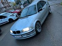 gebraucht BMW 318 Top Zustand noch angemeldet