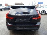 Gebraucht Volvo V60 Plus 197 PS (144 kW) 2025 Schwarz Kombi