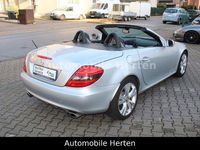 Gebraucht Mercedes SLK200 184 PS (135 kW) 2010 Silber Cabrio