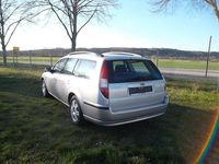 Gebraucht Ford Mondeo Ghia 155 PS (114 kW) 2005 Silber Kombi