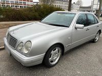 Usata Mercedes E270 1999 Argento Berlina