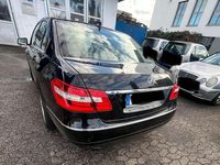 Gebraucht Mercedes E200 Avantgarde 184 PS (135 kW) 2009 Limousine