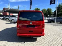 Usado VW Caravelle 150 CV (110 kW) 2021 Rojo Van