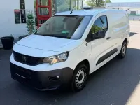 Gebraucht Peugeot Partner Premium 131 PS (96 kW) 2020 Weiß Van / Kleinbus