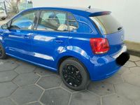 Gebraucht VW Polo 80 PS (58 kW) 2012 Blau Kleinwagen