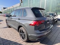 Gebraucht VW Tiguan Active 150 PS (110 kW) 2021 Grau SUV