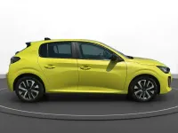 Gebraucht Peugeot 208 Active 101 PS (74 kW) 2024 Gelb Kleinwagen