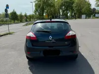 Gebraucht Renault Mégane 130 PS (95 kW) 2010 Blau Limousine