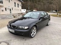 Używany BMW 318 143 KM (105 kW) 2004 Czarny Sedan/Limuzyna