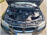 Gebraucht BMW 318 143 PS (105 kW) 2010 Schwarz Limousine
