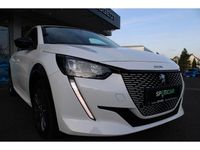 Gebraucht Peugeot 208 Allure 100 kW (136 PS) 2023 Weiss Kleinwagen