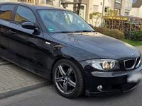 Gebraucht BMW 118 122 PS (89 kW) 2005 Schwarz Kleinwagen