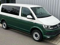 Gebraucht VW T6 150 PS (110 kW) 2019 Weiß und grün foliert Van