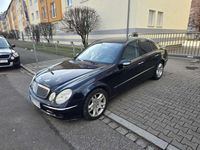 Gebraucht Mercedes E320 Avantgarde 204 PS (150 kW) 2004 Blau Limousine