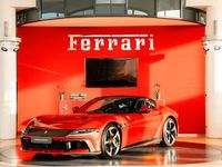 Gebraucht Ferrari 12 Cilindri 829 PS (609 kW) 2025 Rosso imola Coupé