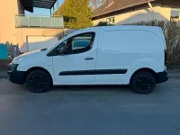 Gebraucht Peugeot Partner 75 PS (55 kW) 2017 Weiß Van / Kleinbus